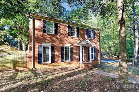 623 Trail Ridge Rd, Matthews, NC 28105