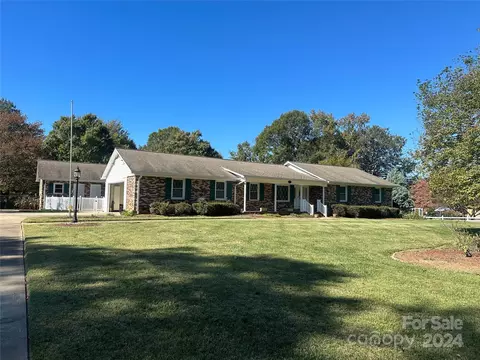 1915 Rhyne Carter Rd, Gastonia, NC 28054