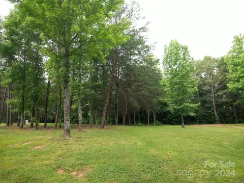120 Iris Dr, Bostic, NC 28018 photo 39