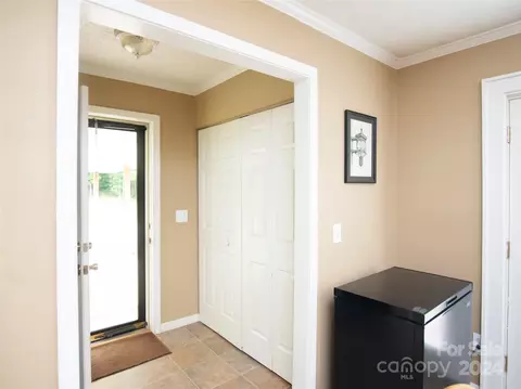 120 Iris Dr, Bostic, NC 28018 photo 14