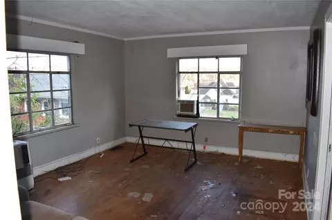 35 Maple St, Old Fort, NC 28762 photo 40