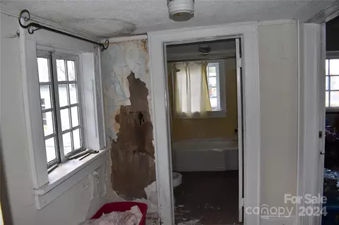 35 Maple St, Old Fort, NC 28762 photo 30