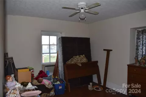 35 Maple St, Old Fort, NC 28762 photo 32