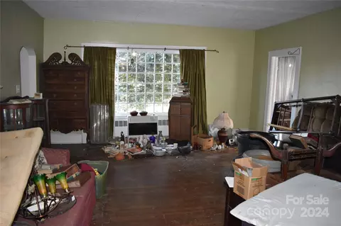 35 Maple St, Old Fort, NC 28762 photo 18