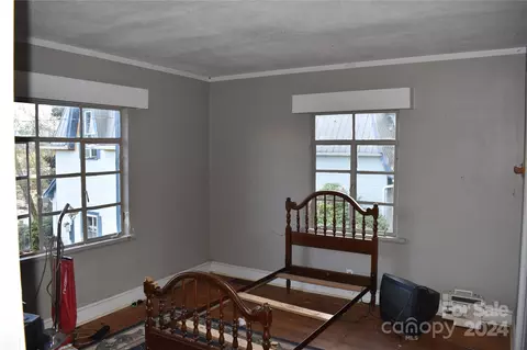 35 Maple St, Old Fort, NC 28762 photo 41
