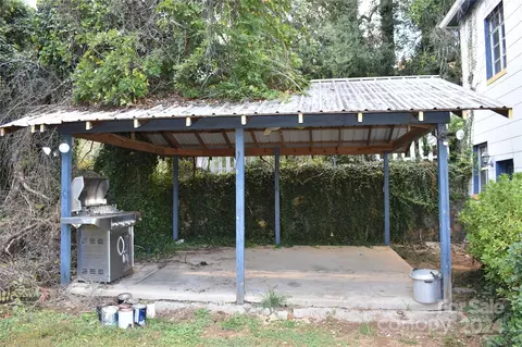 35 Maple St, Old Fort, NC 28762 photo 8