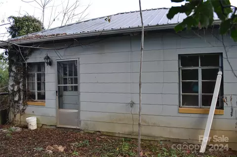 35 Maple St, Old Fort, NC 28762 photo 37