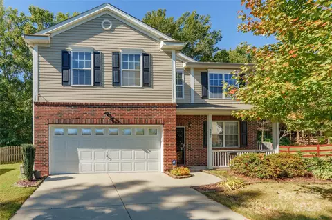 2901 Liddington Rd, Matthews, NC 28105