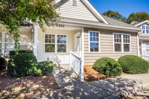 905 Ranchero St, Statesville, NC 28677