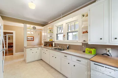 Kitchen - 423 8th Nw St NW, Hickory, NC 28601 photo 2 of 3