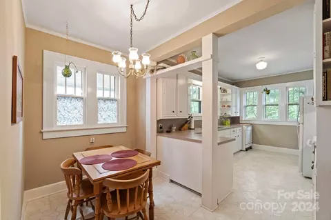 Other - 423 8th Nw St NW, Hickory, NC 28601 photo 2 of 4