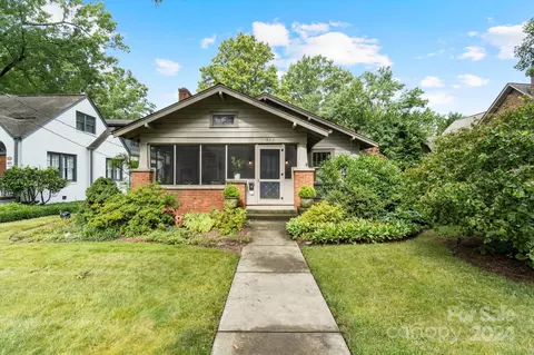 Exterior - 423 8th Nw St NW, Hickory, NC 28601 photo 1 of 6