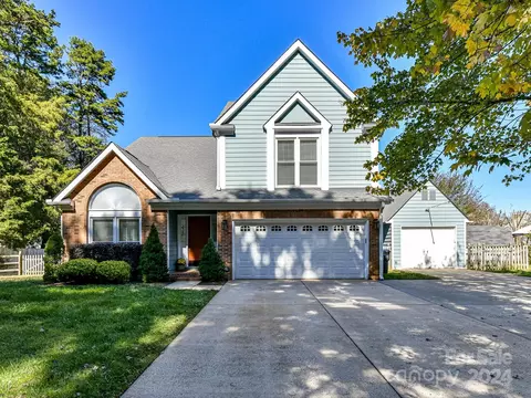9117 Old Barnette Pl, Huntersville, NC 28078
