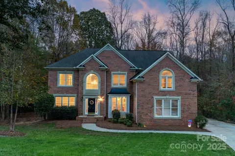 5403 Silver Creek Dr, Waxhaw, NC 28173