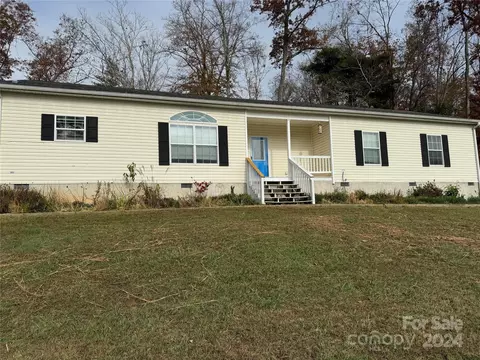56 Old Orr Rd, Etowah, NC 28729