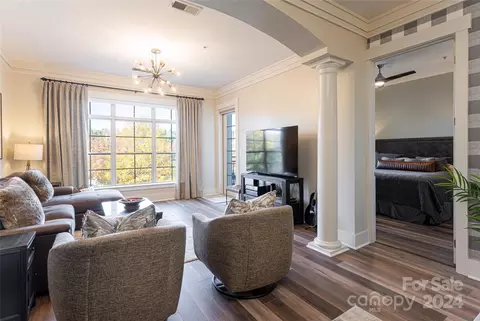 42 Schenck 104 Pkwy #104, Asheville, NC 28803