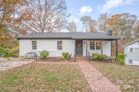 6 Brookshire Street Ext, Asheville, NC 28803