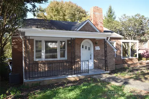 415 E D St, Newton, NC 28658