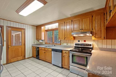 706 Crescent Dr, Lancaster, SC 29720 photo 8