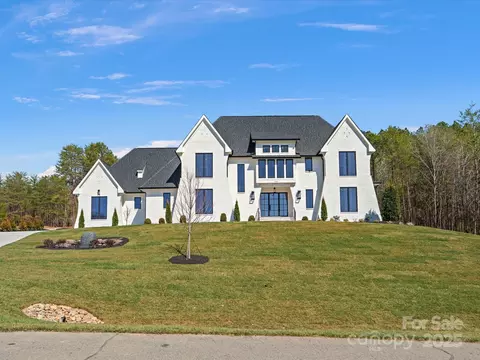 986 Pinnacle Dr, Iron Station, NC 28080