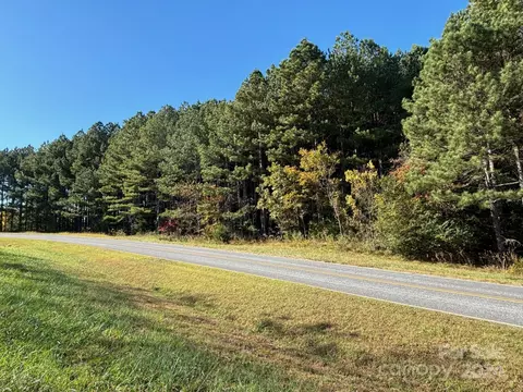 000 Fox Hunter Rd, Harmony, NC 28634