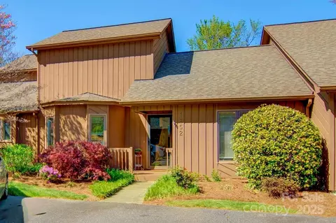 1652 12th Ne St NE, Hickory, NC 28601