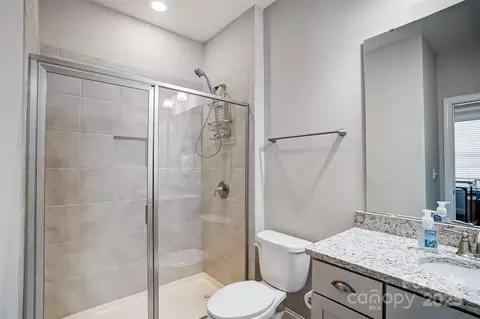 Bath - 7041 Barnstone Ct, Denver, NC 28037 photo 1 of 4