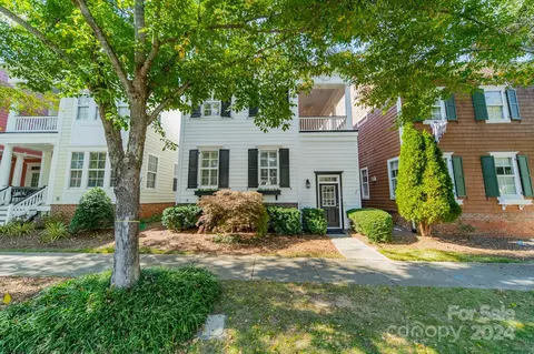 1114 South St, Cornelius, NC 28031 photo 2