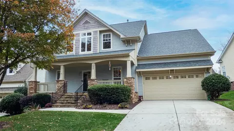 7325 Avonhurst Ln, Charlotte, NC 28269