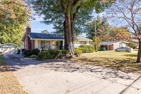 549 Scaleybark Rd, Charlotte, NC 28209