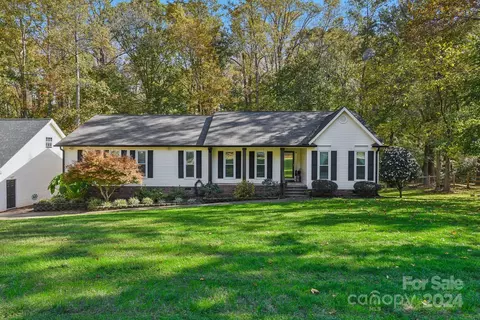 1315 Lee St, Charlotte, NC 28214