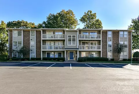 1649 Arlyn H Cir #H, Charlotte, NC 28213