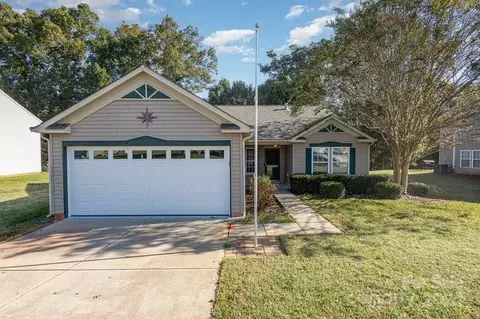 1937 Leesburg Dr, Clover, SC 29710