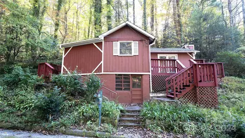 232 Glendale Ave, Hendersonville, NC 28739