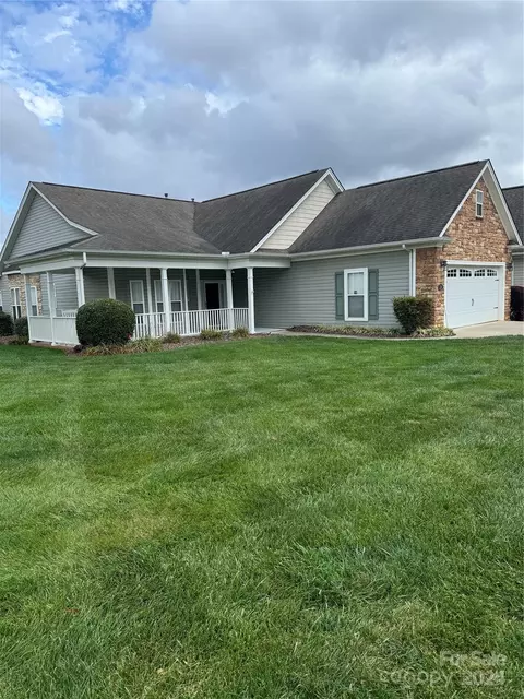 118 Garner Dr, Salisbury, NC 28146 photo 2