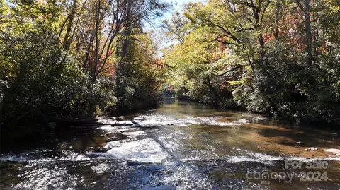 Falcon Lane, Columbus, NC 28722