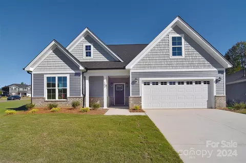 103 Bunker Hill Ln, Statesville, NC 28677