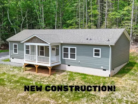 1663 Williamson Creek Rd, Pisgah Forest, NC 28768