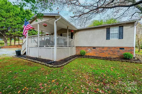 2203 Liberty Church Rd, Hickory, NC 28601