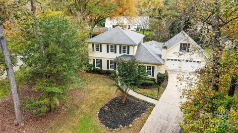 202 Davis Ln, Belmont, NC 28012