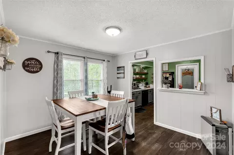 Dining - 181 Holiday Rd, Lancaster, SC 29720 photo 3 of 3