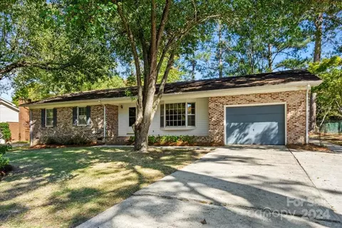 108 Virginia Ave, Cheraw, SC 29520 photo 2
