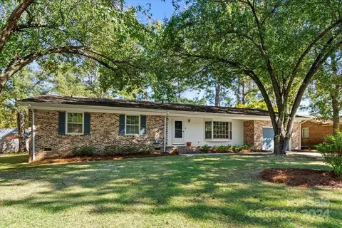108 Virginia Ave, Cheraw, SC 29520 photo 4