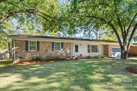 108 Virginia Ave, Cheraw, SC 29520 photo 5