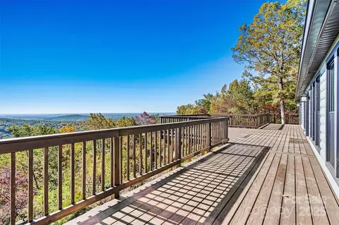 6230 Pine Ridge Dr, Connelly Springs, NC 28612