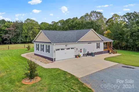 2108 Canaan Church Rd, Denton, NC 27239