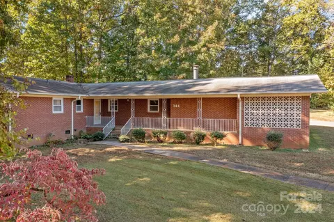 344 S Main St, New London, NC 28128