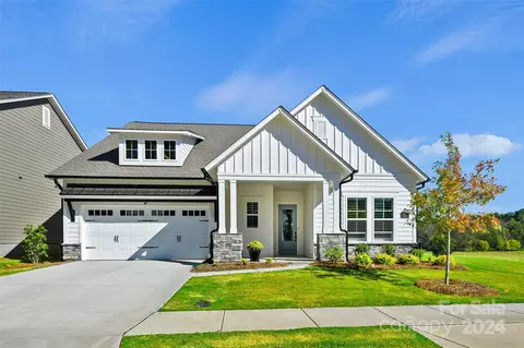1307 Meander Ln, Waxhaw, NC 28173