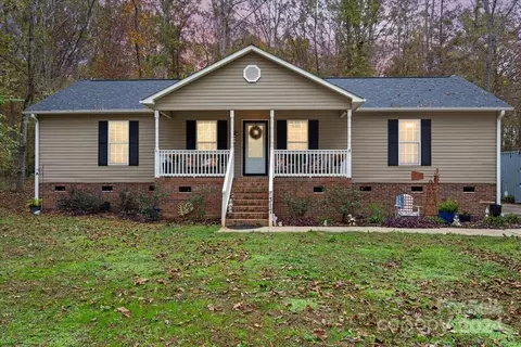 317 Simrill Ave, York, SC 29745