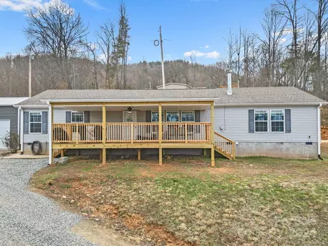 112 Cook Rd, Hot Springs, NC 28743
